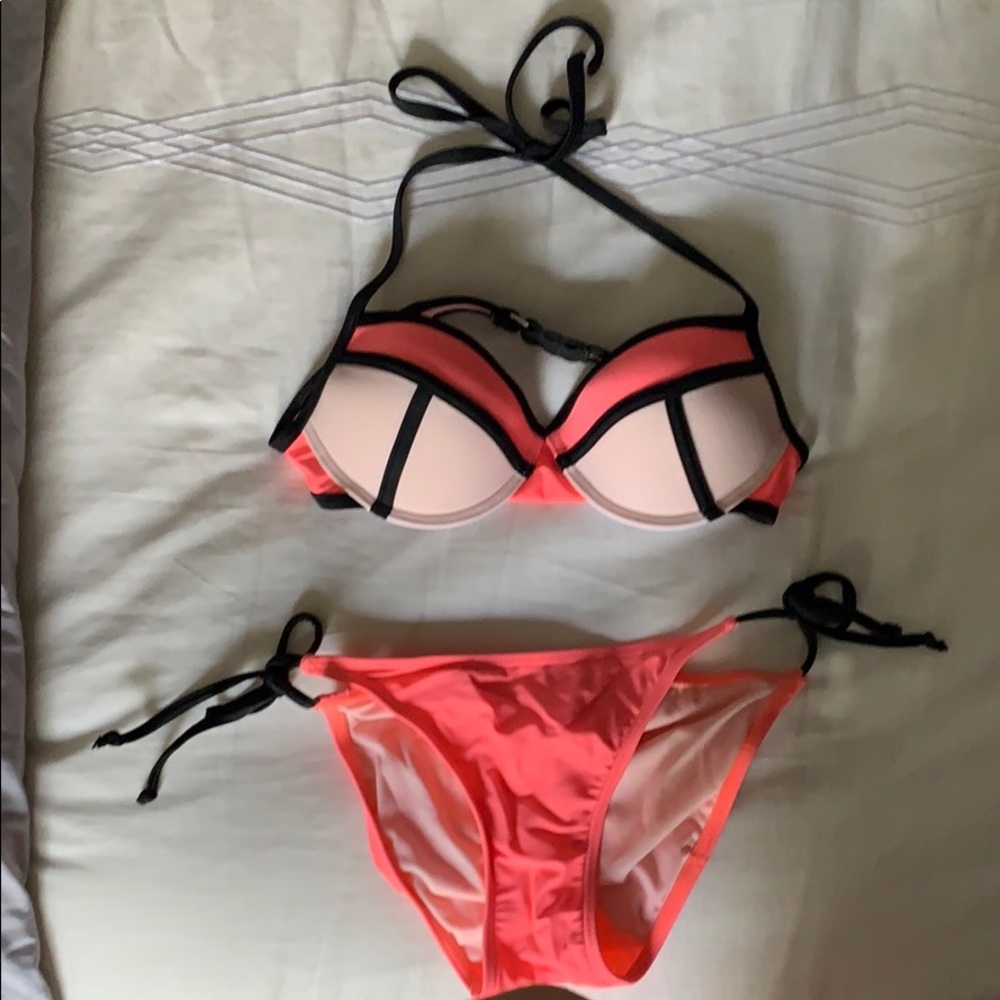 Bikini Set 👙 😎🔥💯